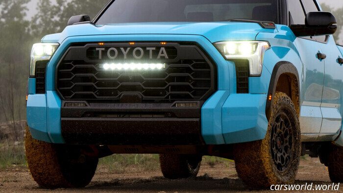 Solo Unos Pocos Modelos Especiales Pueden Obtener El Nuevo Color Azul Extravagante De Toyota | Carscoops
